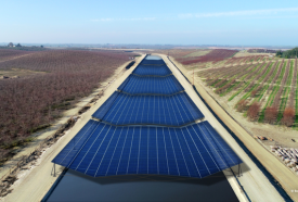 California bao phủ kênh nước bằng tấm pin mặt trời, vừa tạo ra điện, vừa tiết kiệm nước