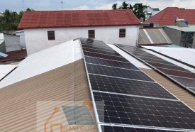 EVNCPC tặng hệ thống điện mặt trời cho một trường ở Quảng Nam