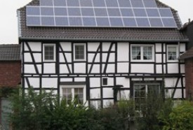 Hệ thống năng lượng mặt trời trên sân thượng