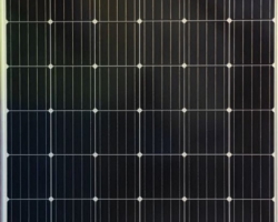 Tấm pin năng lượng mặt trời mono 370w Green Wing